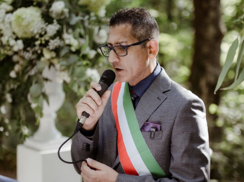tonigar-ceremony-wedding-officiant-civil-marriage-coordinator