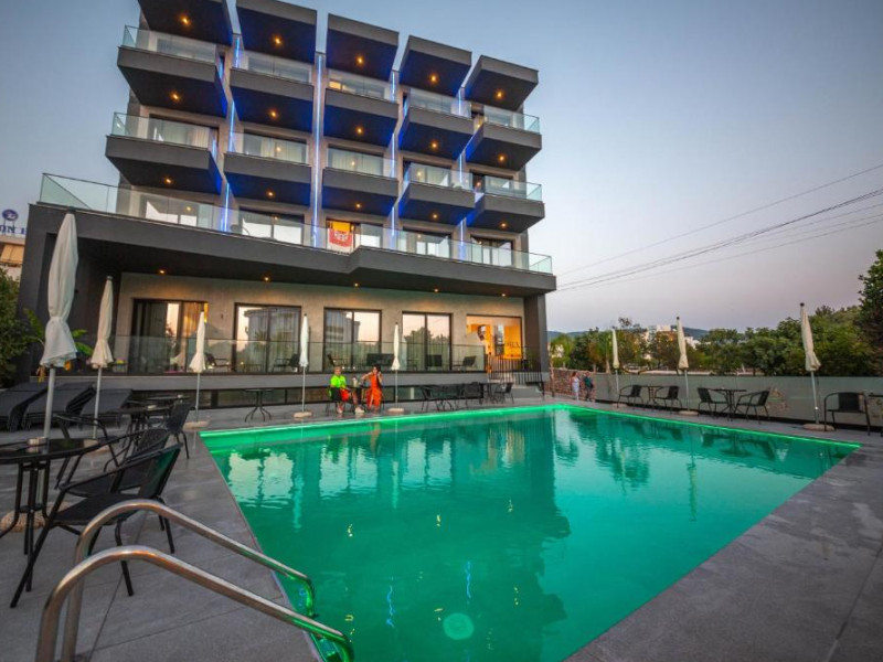 azura-hotel