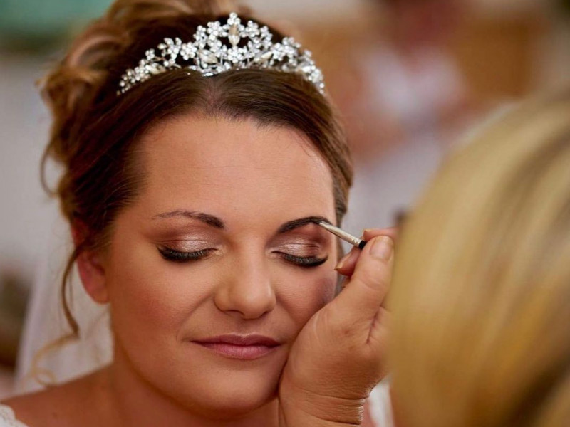 make-up-by-karen-stringer