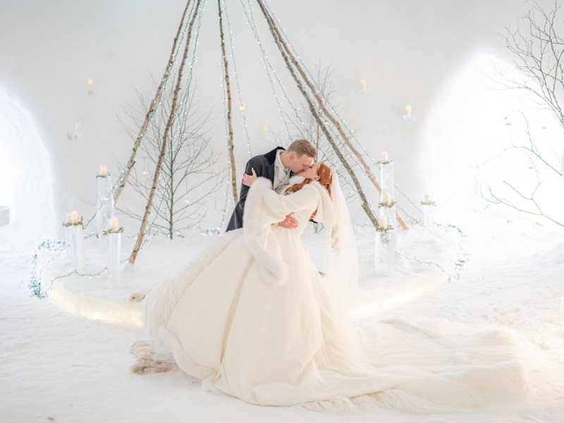 sun-snow-weddings